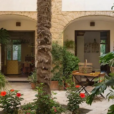 Bed & Breakfast Dependance Royale 2*