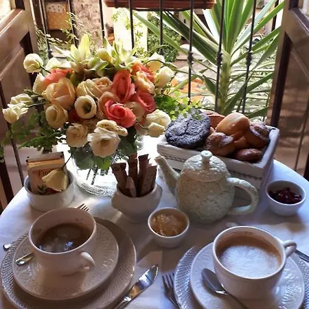 Bed & Breakfast Dependance Royale 2*